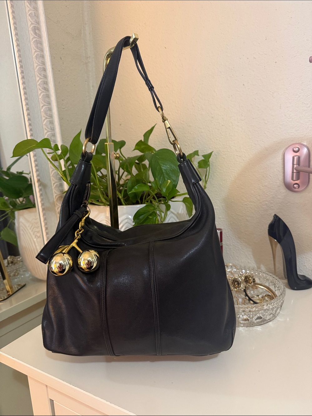 Vintage large  Coach Amanda Hobo Shoulder Bag